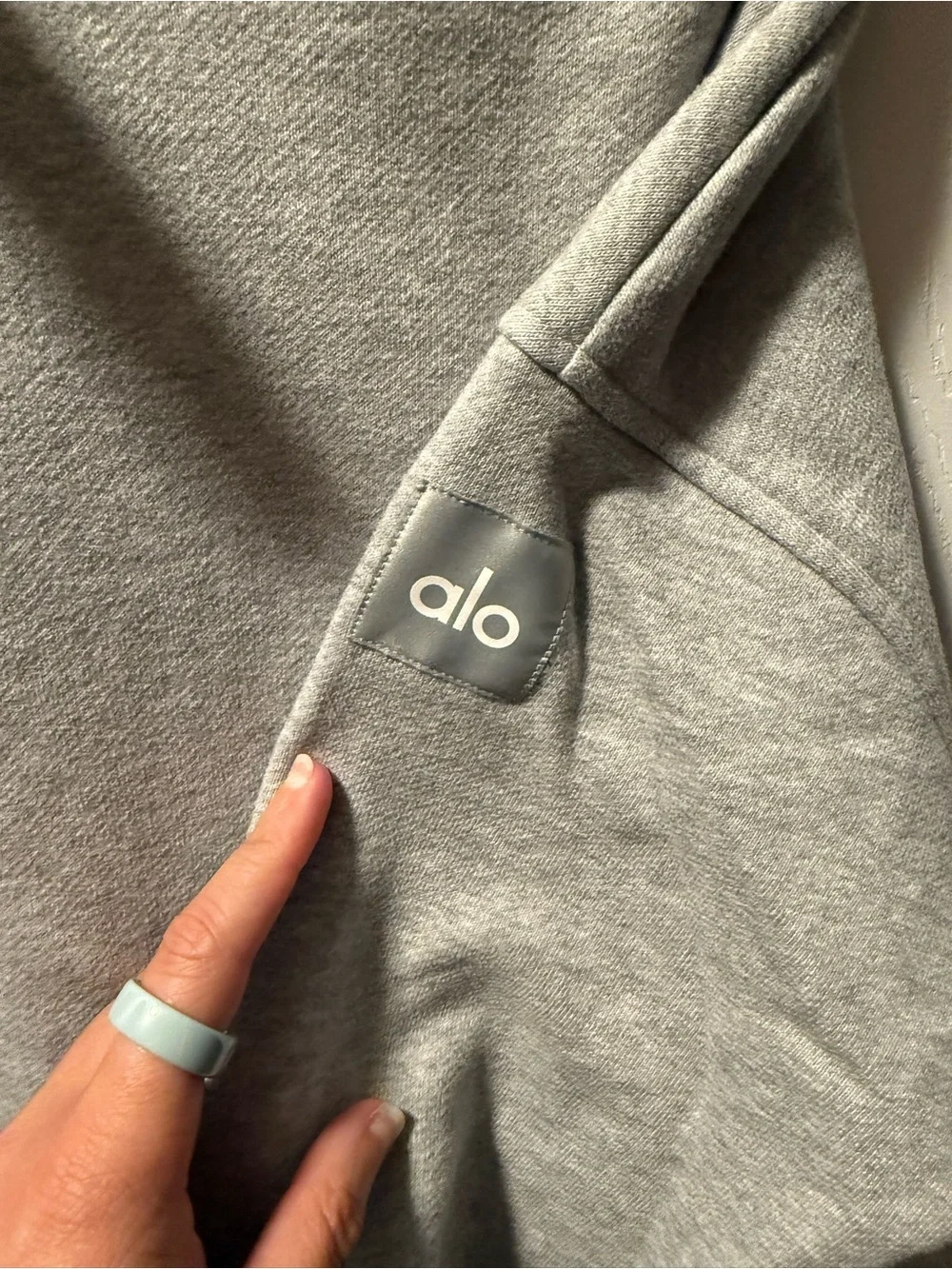 Alo Yoga Accolade Crewneck Sweatshirt Athletic Heather Grey Size XXS
